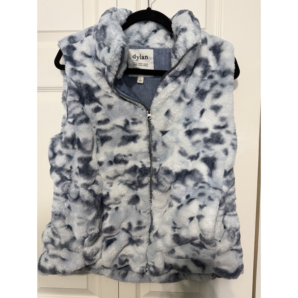 Dylan Women's Faux Fur Vest Blue/ White Size‎ Small